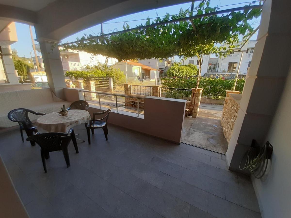 Villa Utsi Ligidhes Esterno foto