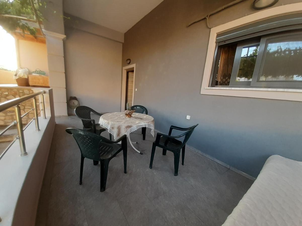 Villa Utsi Ligidhes Esterno foto